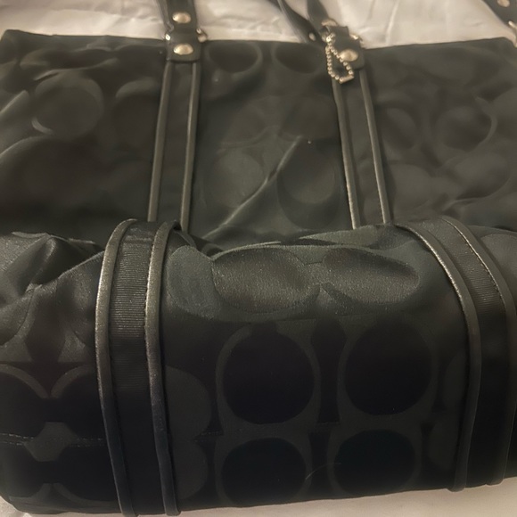 COACH Poppy Signature Logo Handbag - Picture 5 of 8